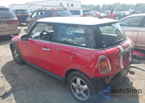 2009 Mini Cooper z USA, uszkodzony, nr VIN WMWMF33549TW79241